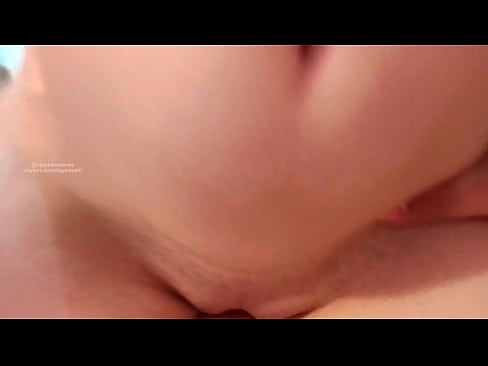 ❤️ Nire ahizparen gelan lo egiten eta horrela esnatu nintzen ❤ Sexua gurean eu.assistirhentai.ru ❌️